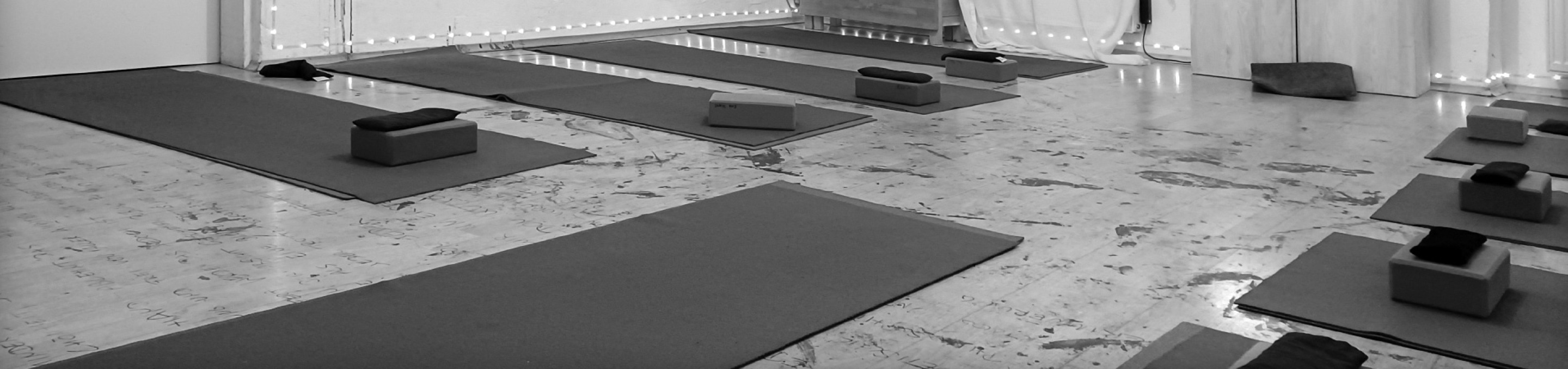 Atelier Brutstätte | Eva Karel | Brutstätte für Yoga, Text & Bild